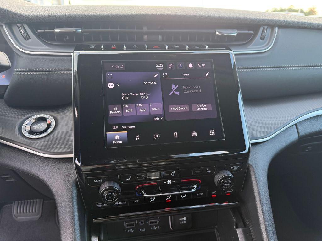 new 2025 Jeep Grand Cherokee car, priced at $32,625