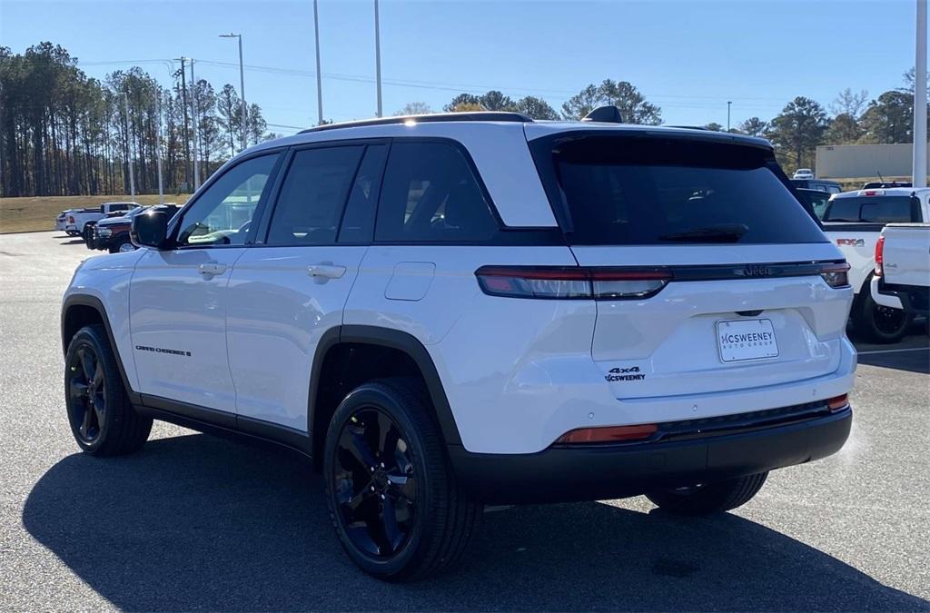 new 2025 Jeep Grand Cherokee car, priced at $43,080