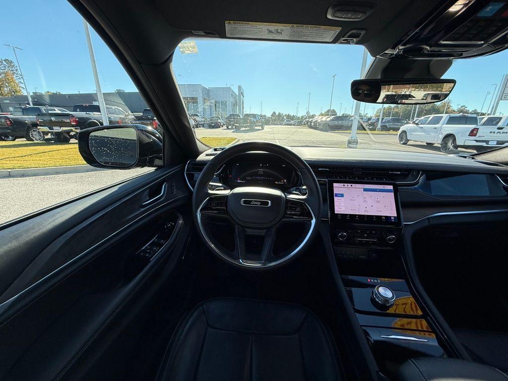 used 2022 Jeep Grand Cherokee car, priced at $33,700