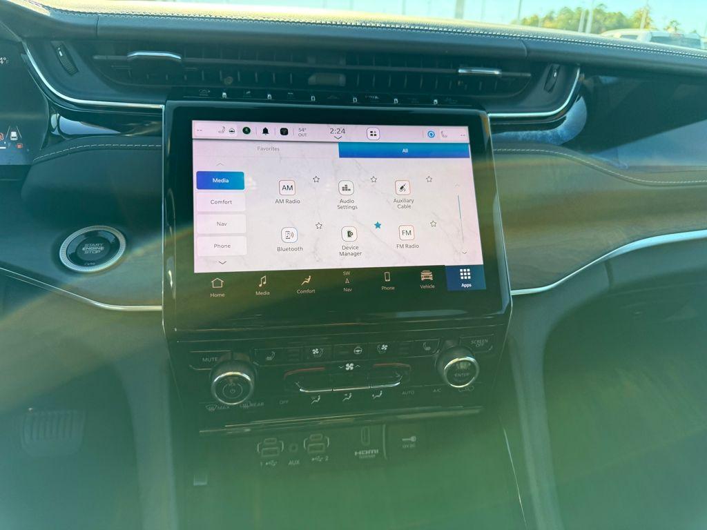 used 2022 Jeep Grand Cherokee car, priced at $33,700