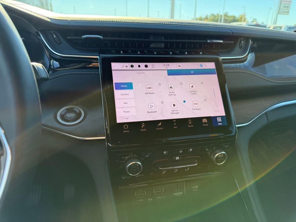 used 2022 Jeep Grand Cherokee car, priced at $33,700