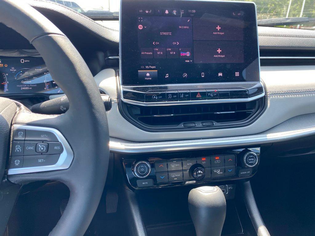 used 2024 Jeep Compass car, priced at $25,332