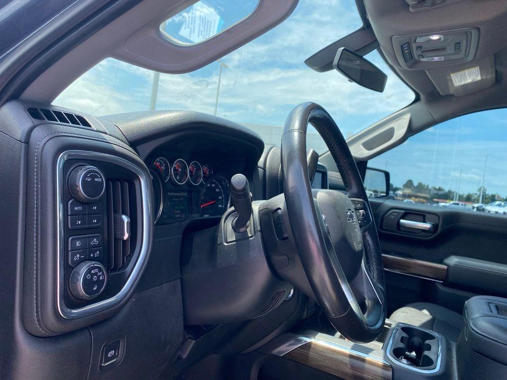 used 2021 Chevrolet Silverado 1500 car, priced at $38,500