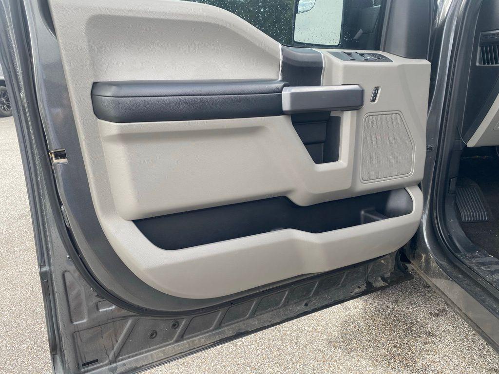 used 2020 Ford F-150 car, priced at $29,000