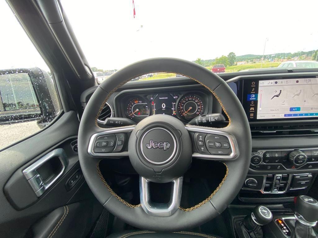 new 2025 Jeep Wrangler car, priced at $46,115