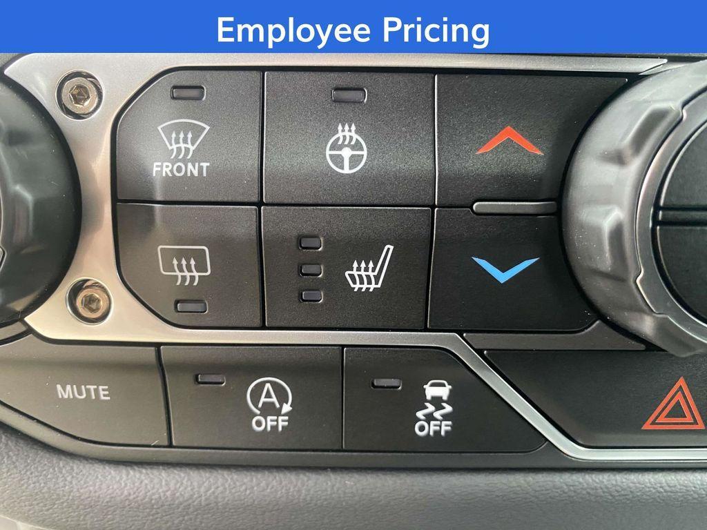new 2025 Jeep Wrangler car, priced at $48,115