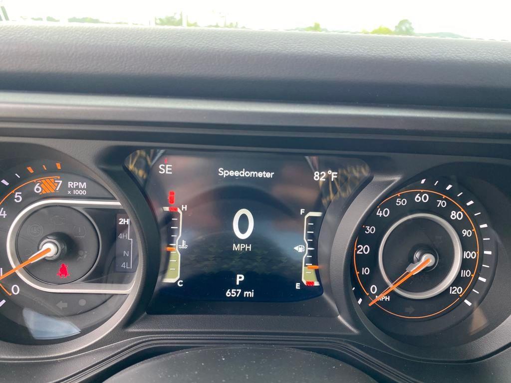 new 2025 Jeep Wrangler car, priced at $46,115