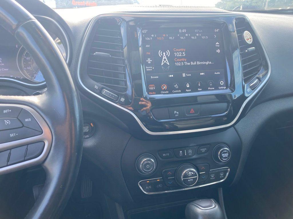 used 2020 Jeep Cherokee car, priced at $16,500