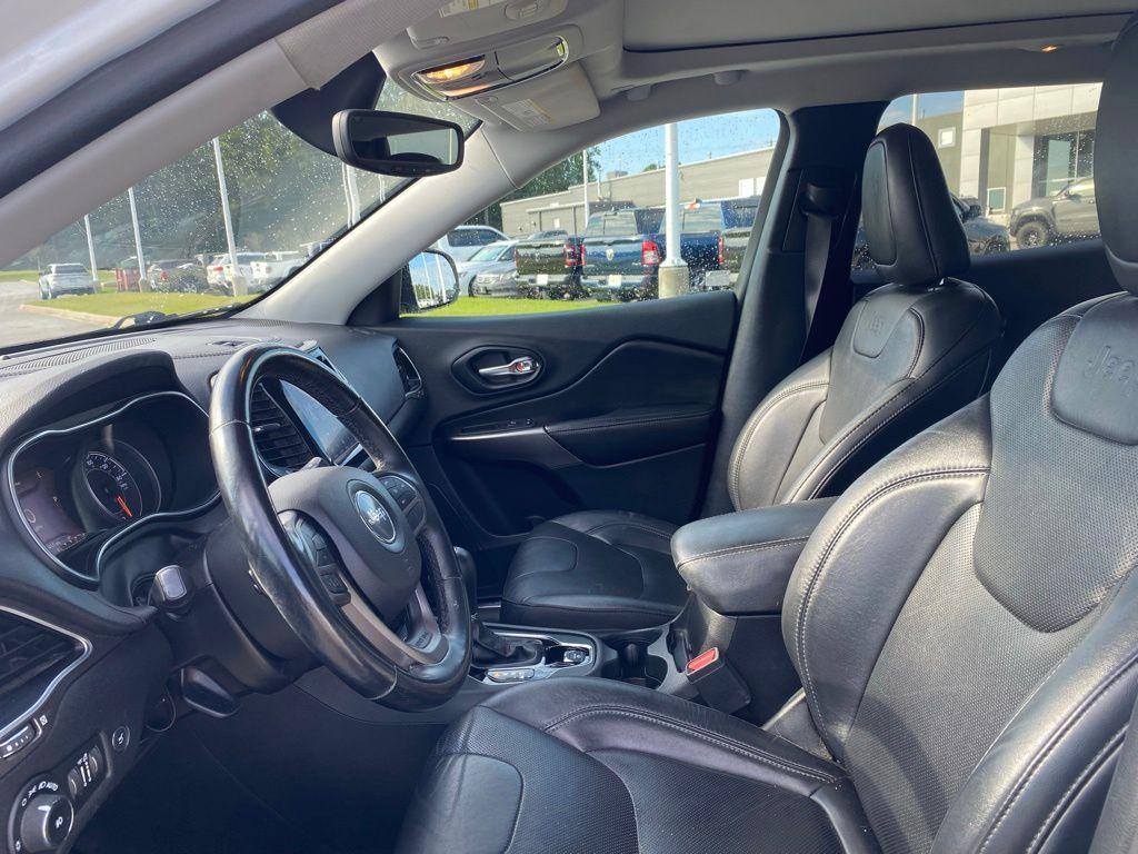used 2020 Jeep Cherokee car, priced at $16,500