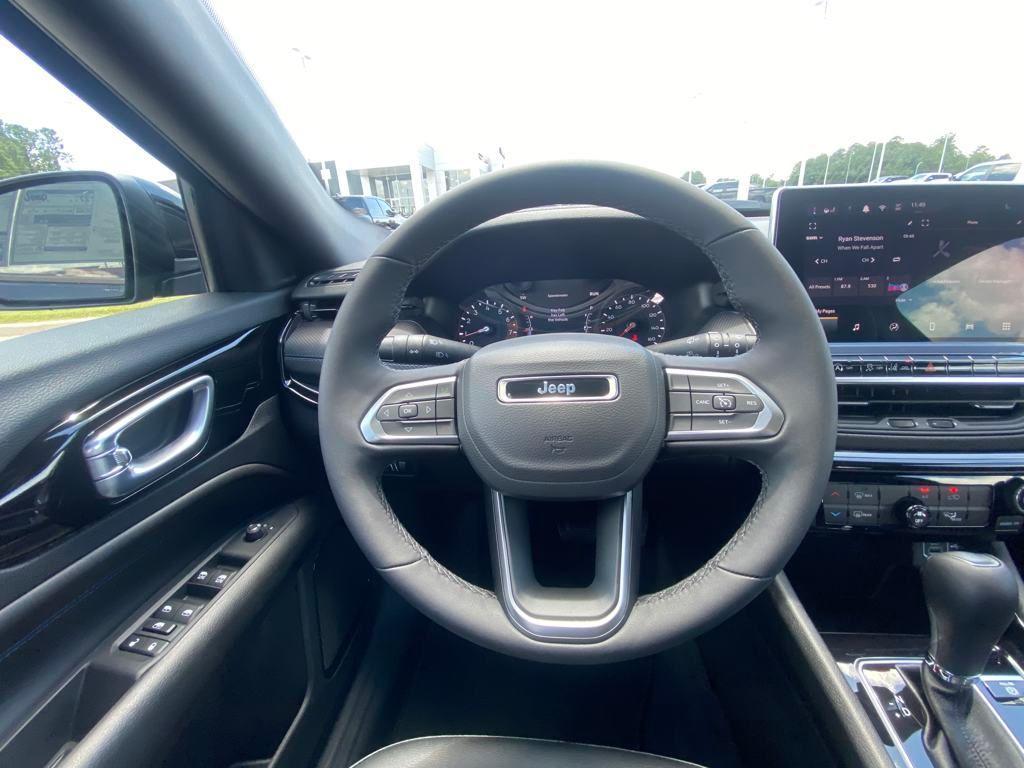 new 2025 Jeep Compass car, priced at $23,755