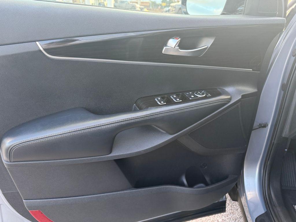 used 2020 Kia Sorento car, priced at $17,460