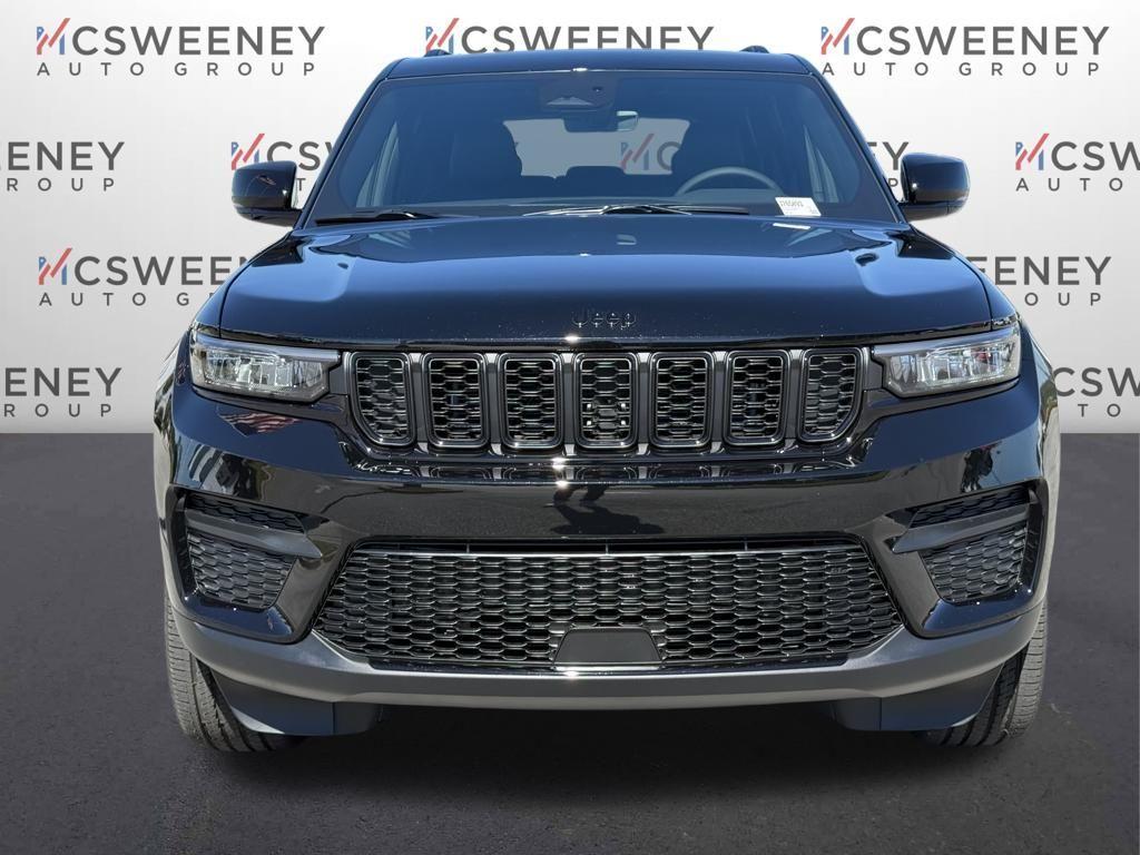 new 2025 Jeep Grand Cherokee car, priced at $34,125
