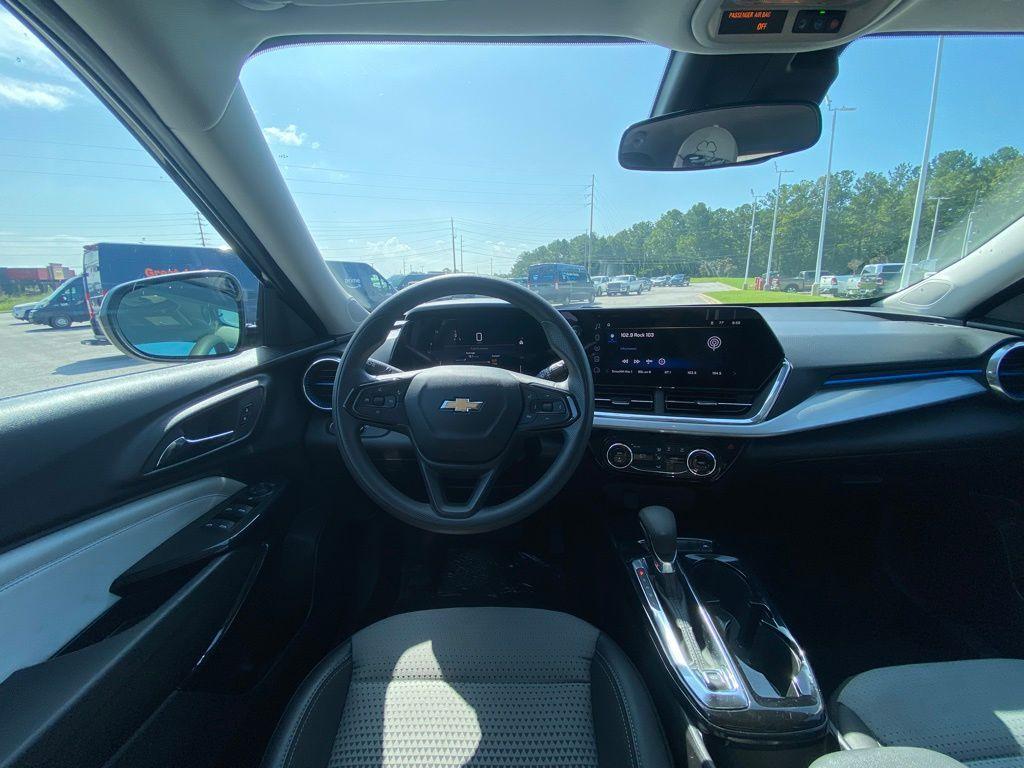 used 2024 Chevrolet Trax car, priced at $22,500