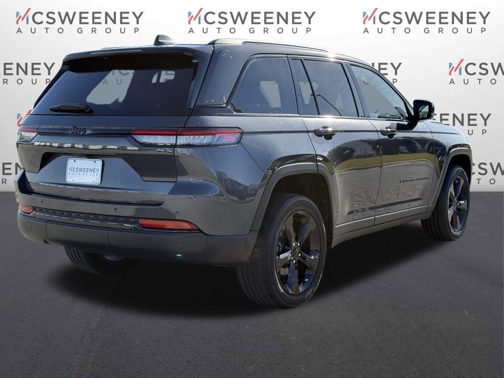 used 2022 Jeep Grand Cherokee car, priced at $33,028