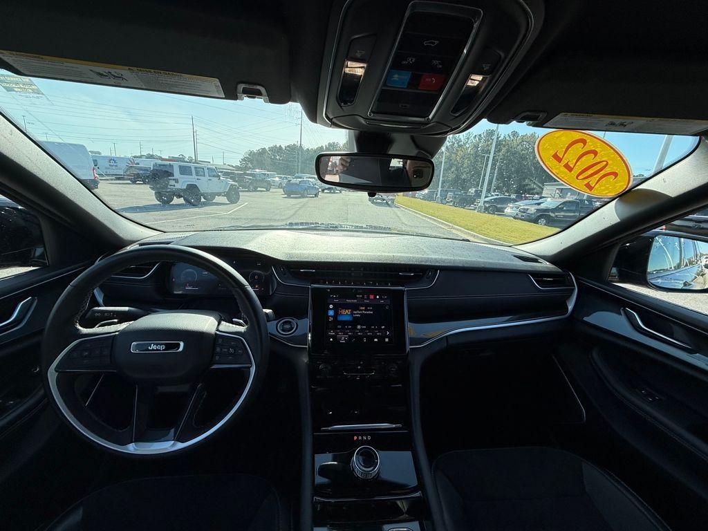 used 2022 Jeep Grand Cherokee car, priced at $33,028