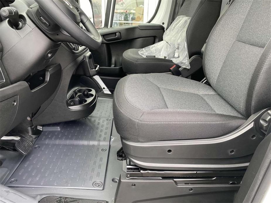 new 2025 Ram ProMaster 2500 car, priced at $49,845