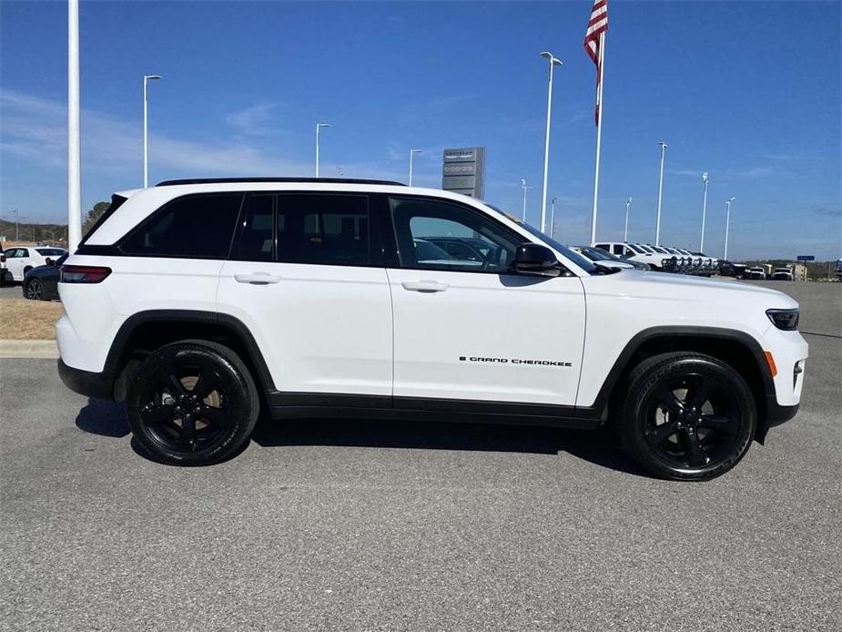 used 2023 Jeep Grand Cherokee car, priced at $33,660