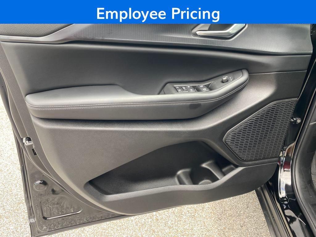 new 2025 Jeep Grand Cherokee L car, priced at $38,480