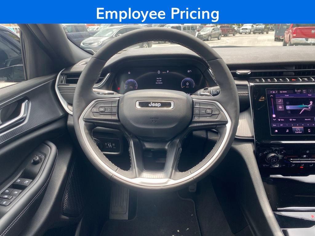 new 2025 Jeep Grand Cherokee L car, priced at $38,480