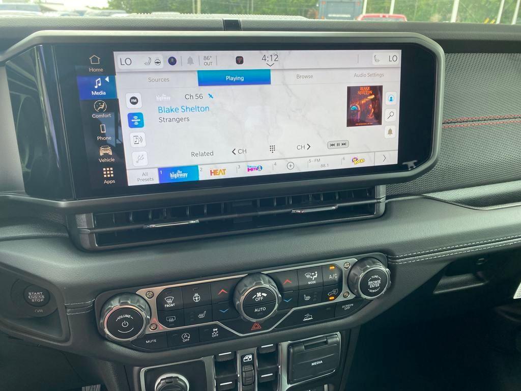 new 2025 Jeep Gladiator car, priced at $48,845