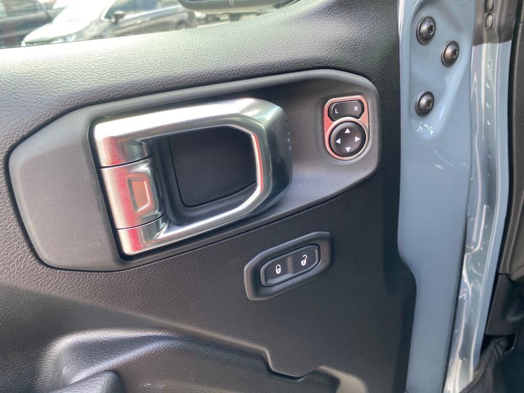 new 2025 Jeep Gladiator car, priced at $48,845