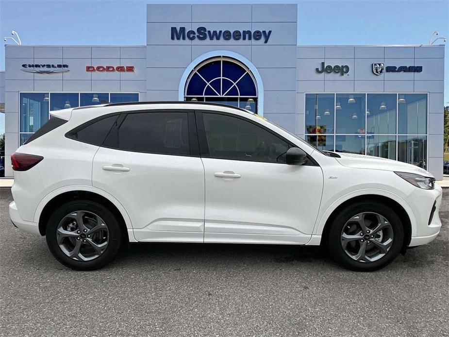 used 2023 Ford Escape car, priced at $27,213