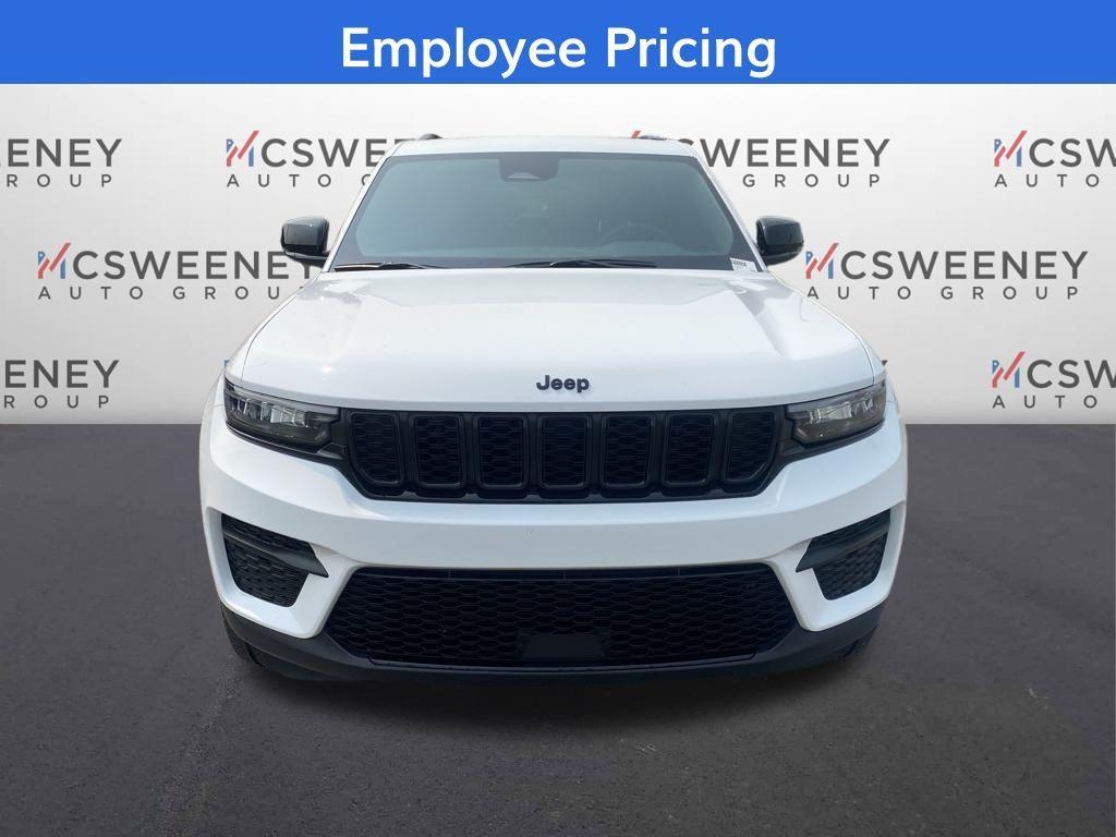 new 2025 Jeep Grand Cherokee car, priced at $35,330