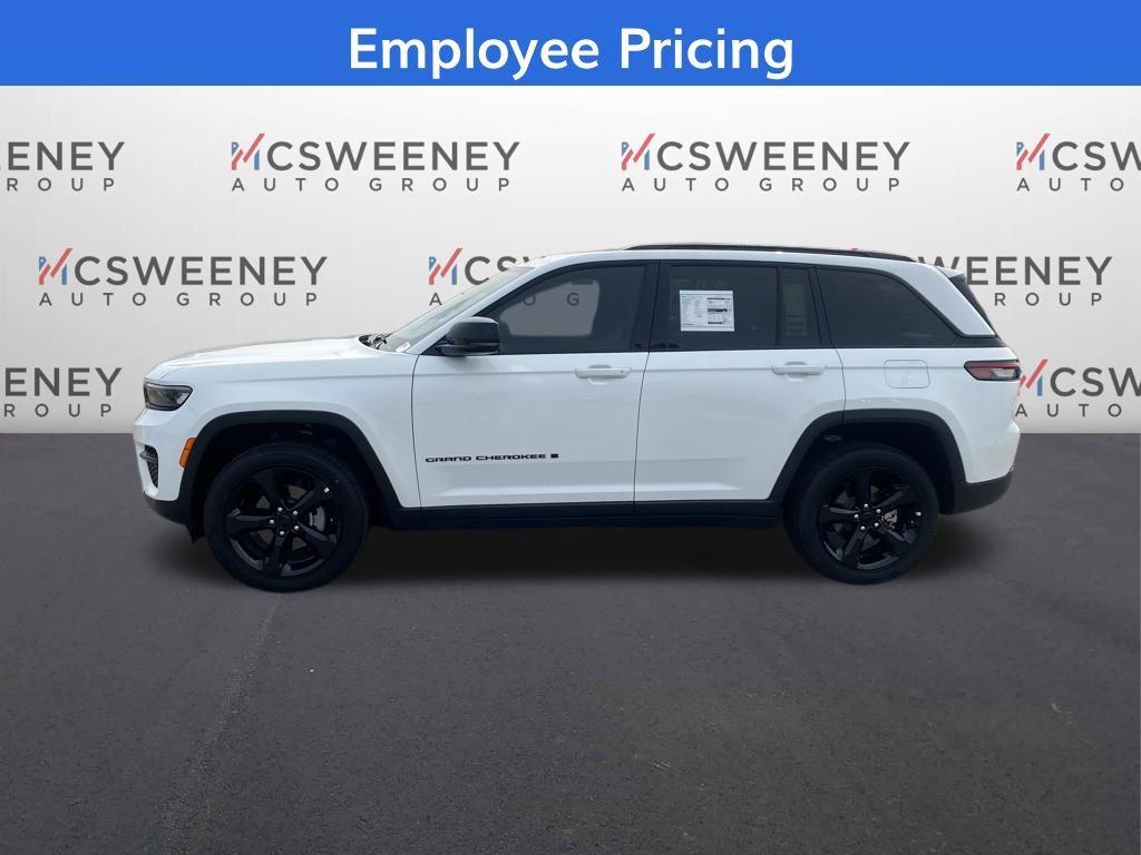 new 2025 Jeep Grand Cherokee car, priced at $35,330