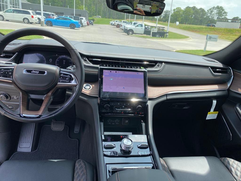 new 2025 Jeep Grand Cherokee L car, priced at $58,080