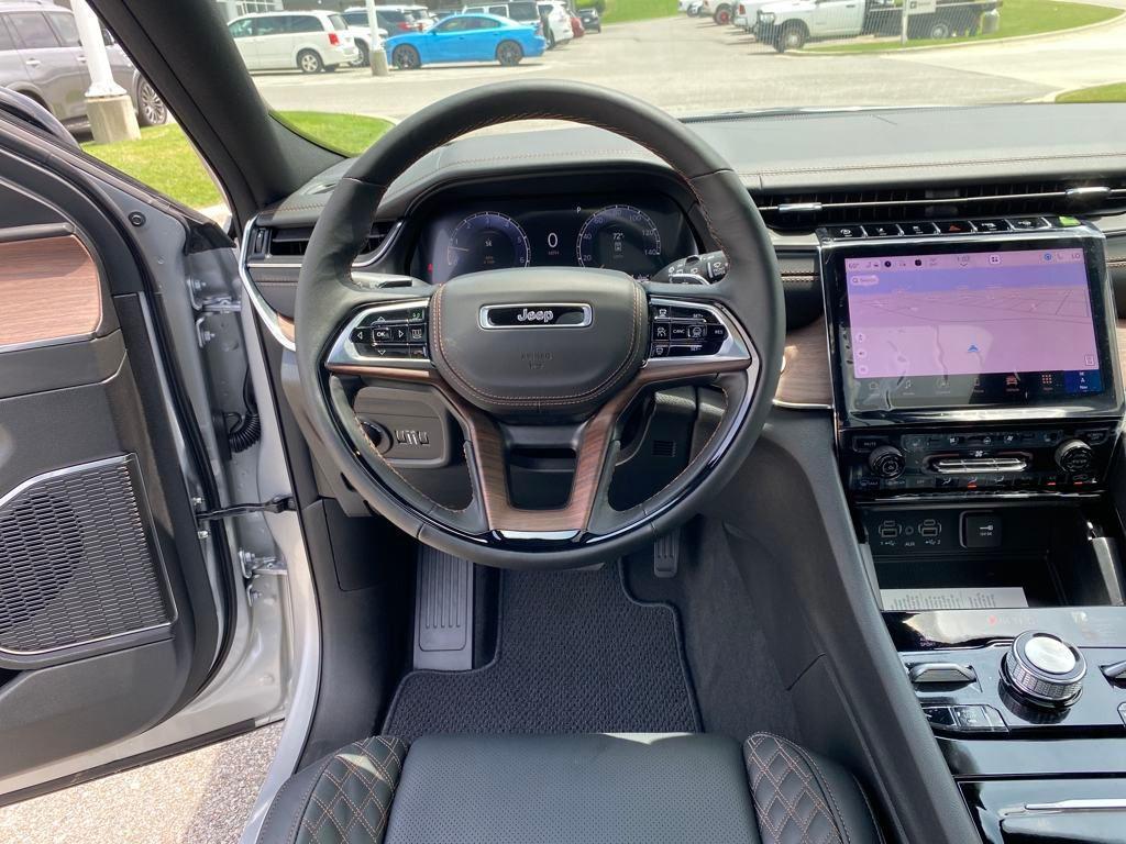 new 2025 Jeep Grand Cherokee L car, priced at $58,080