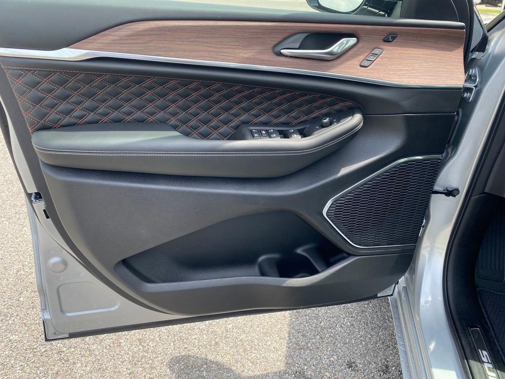 new 2025 Jeep Grand Cherokee L car, priced at $58,080