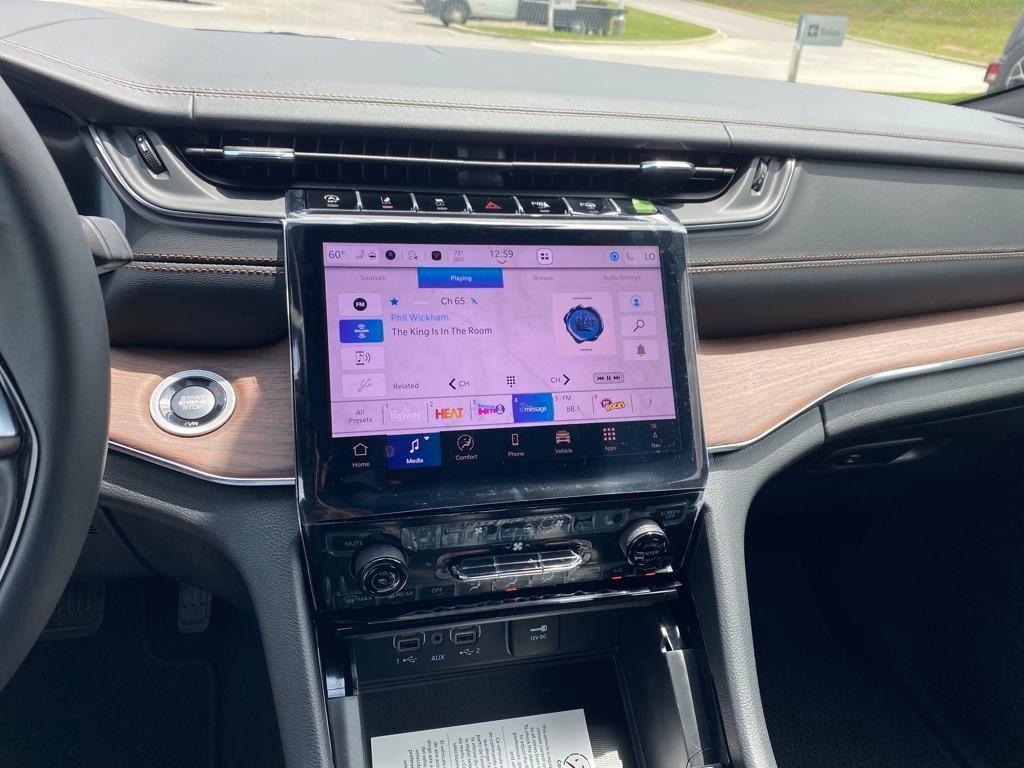 new 2025 Jeep Grand Cherokee L car, priced at $58,080