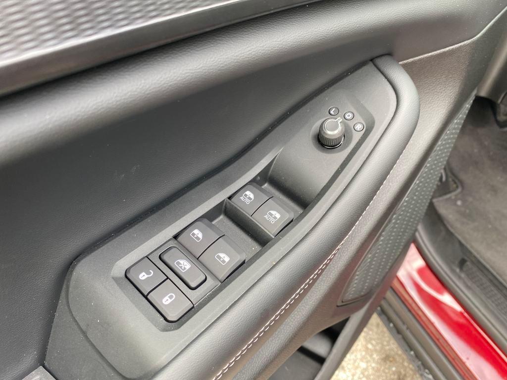 new 2025 Jeep Grand Cherokee car, priced at $31,125
