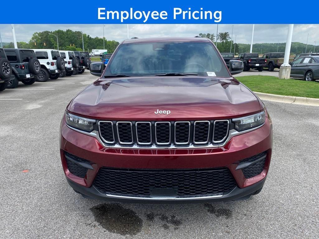 new 2025 Jeep Grand Cherokee car, priced at $31,125