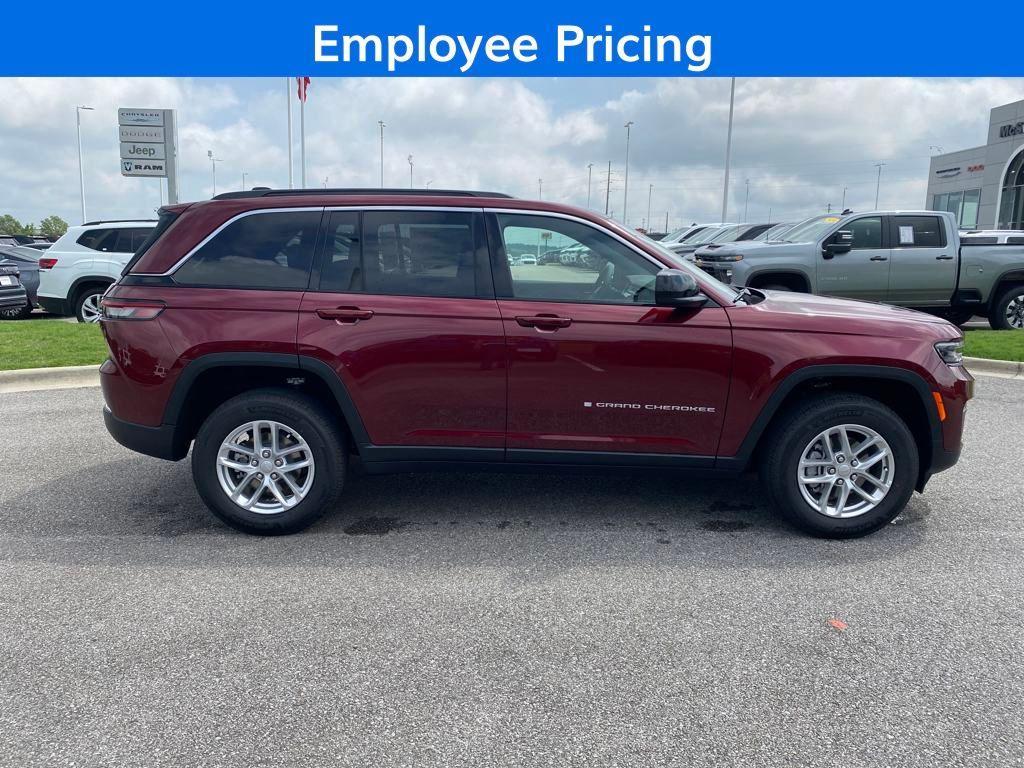 new 2025 Jeep Grand Cherokee car, priced at $31,125