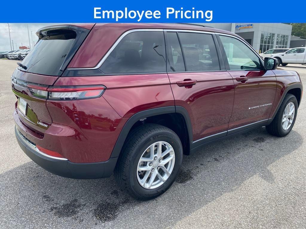 new 2025 Jeep Grand Cherokee car, priced at $31,125