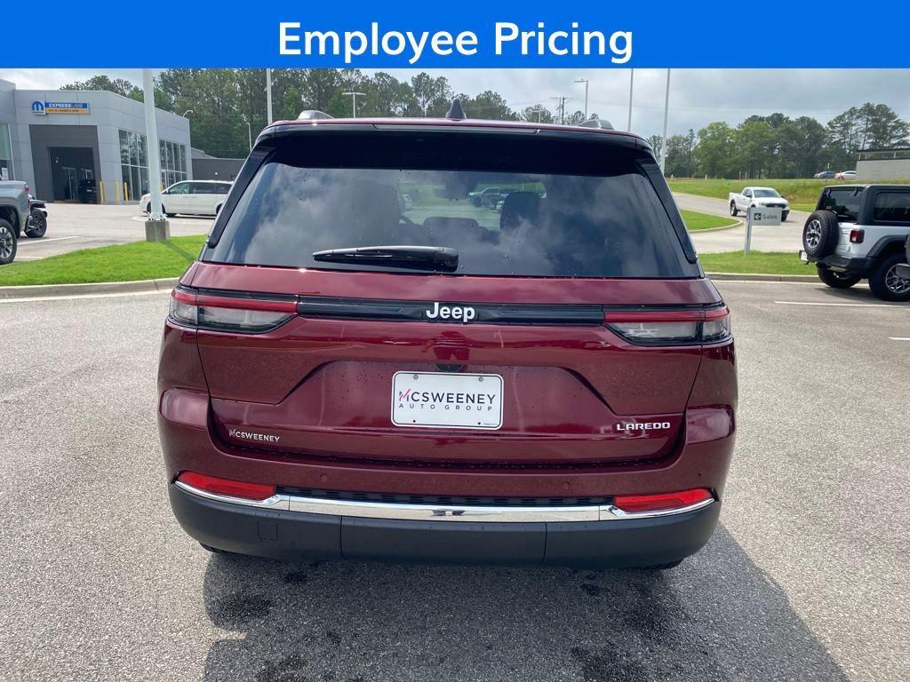 new 2025 Jeep Grand Cherokee car, priced at $31,125