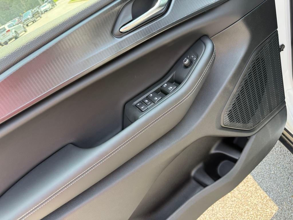 new 2025 Jeep Grand Cherokee L car, priced at $34,530