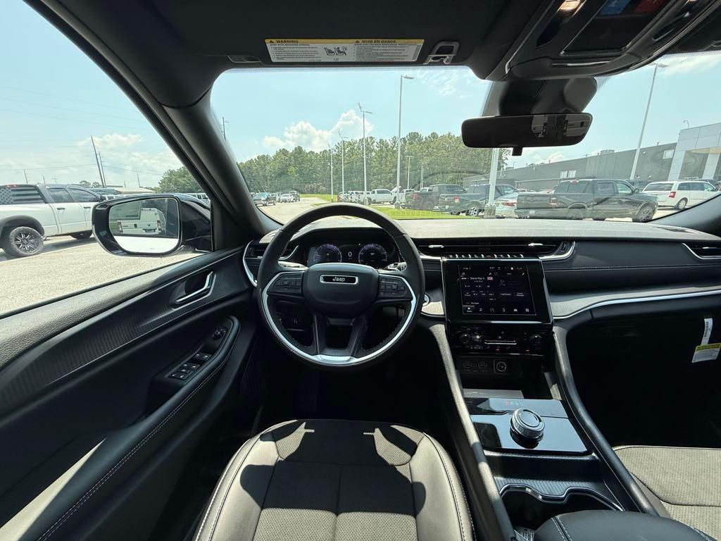 new 2025 Jeep Grand Cherokee L car, priced at $34,530