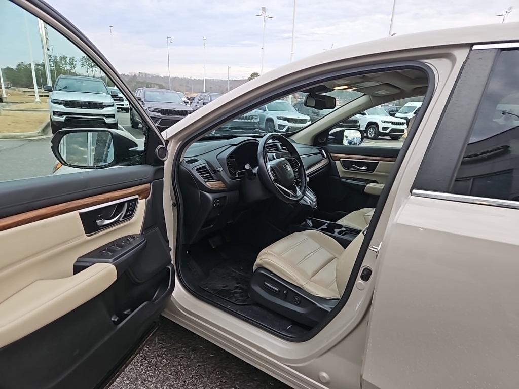 used 2018 Honda CR-V car