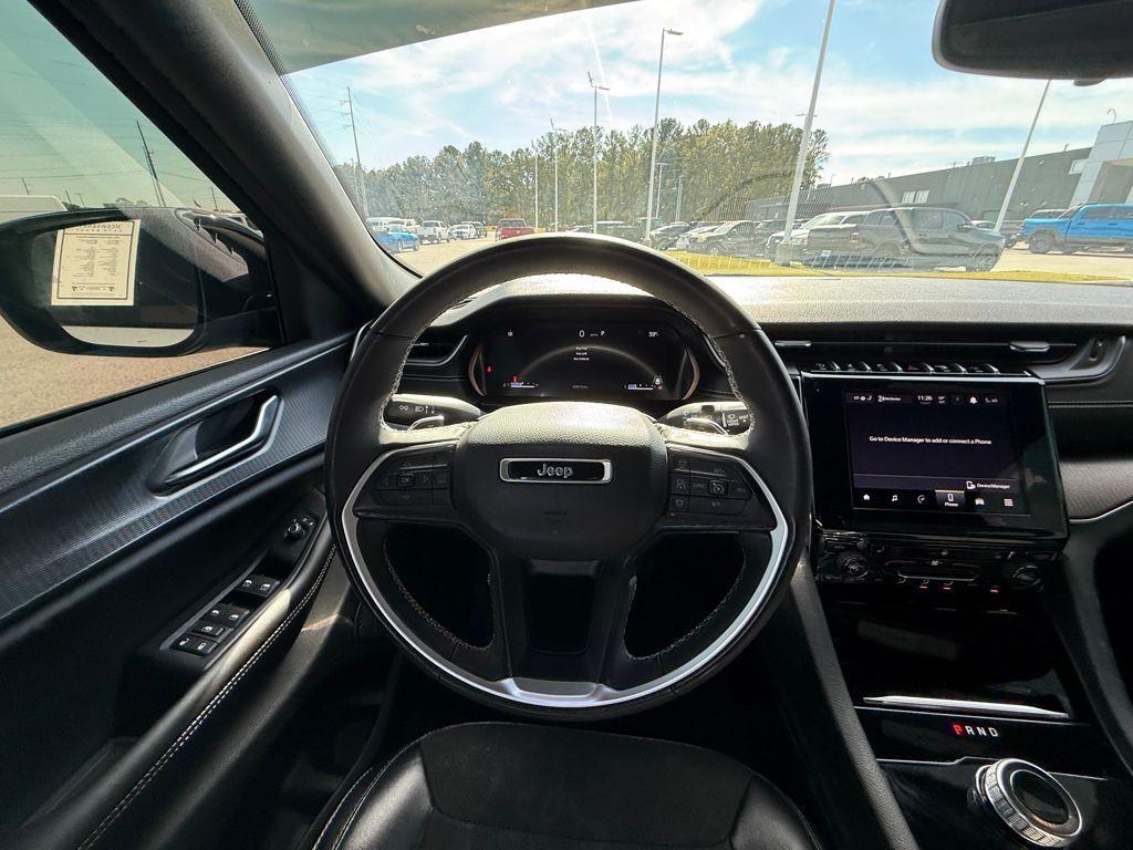 used 2023 Jeep Grand Cherokee car, priced at $27,000