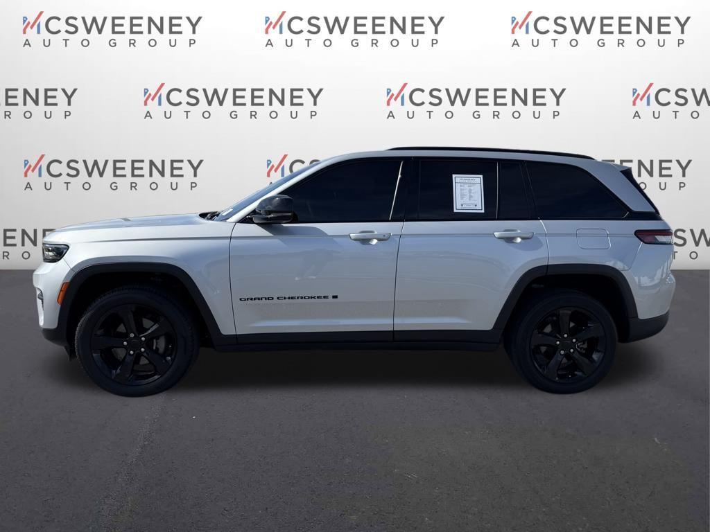 used 2023 Jeep Grand Cherokee car, priced at $27,000