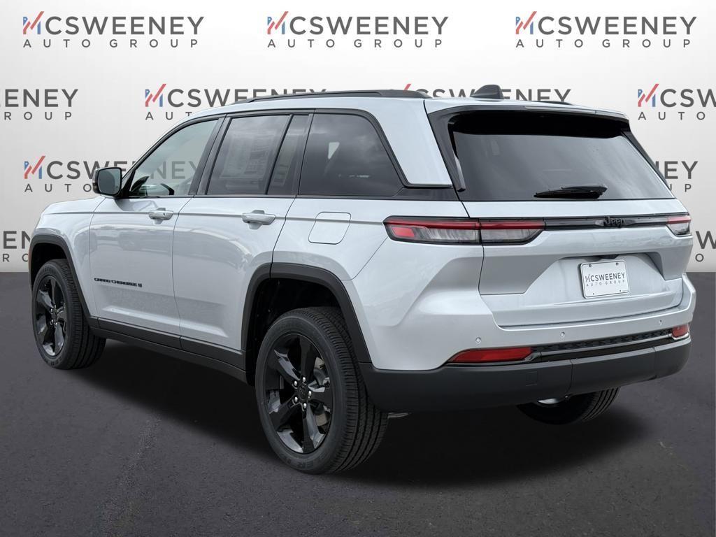 new 2025 Jeep Grand Cherokee car, priced at $32,625