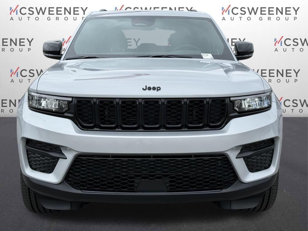 new 2025 Jeep Grand Cherokee car, priced at $32,625