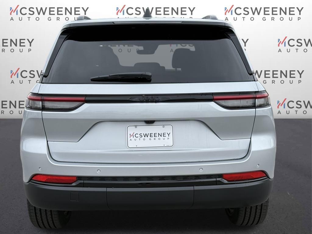new 2025 Jeep Grand Cherokee car, priced at $32,625