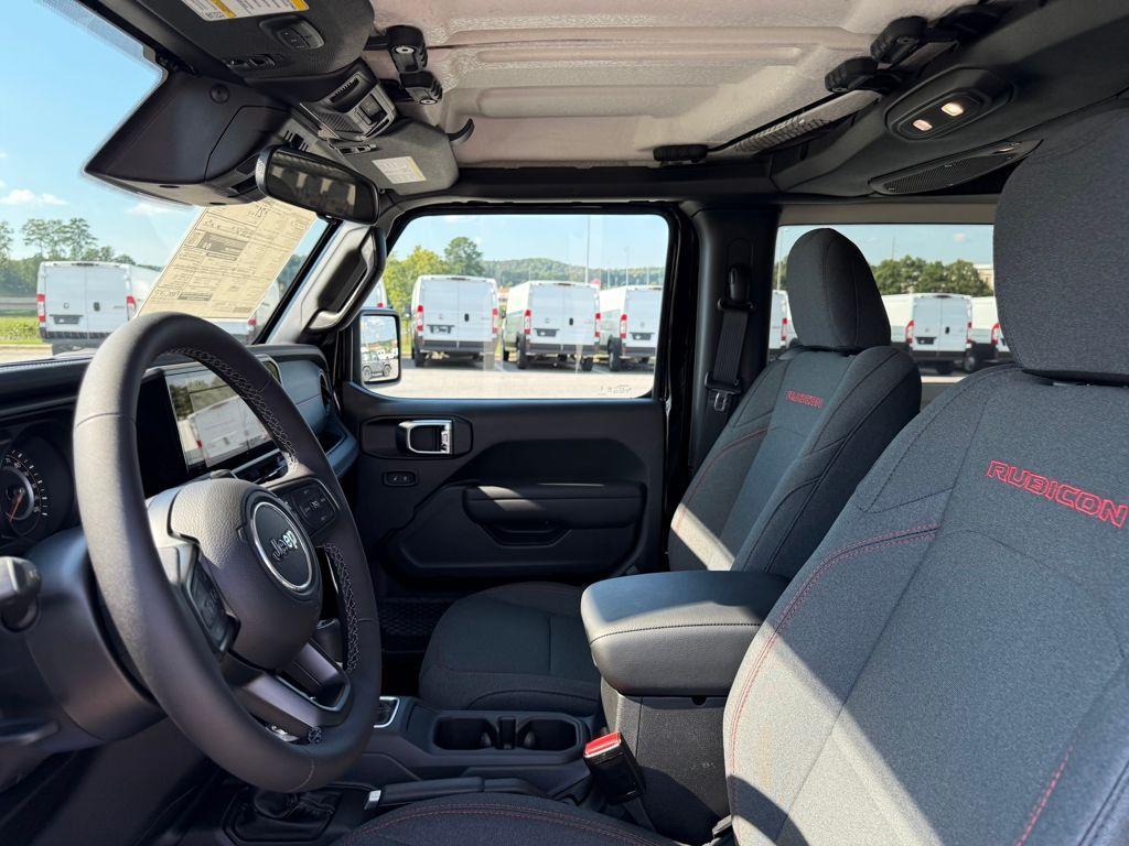 new 2025 Jeep Wrangler car, priced at $48,995