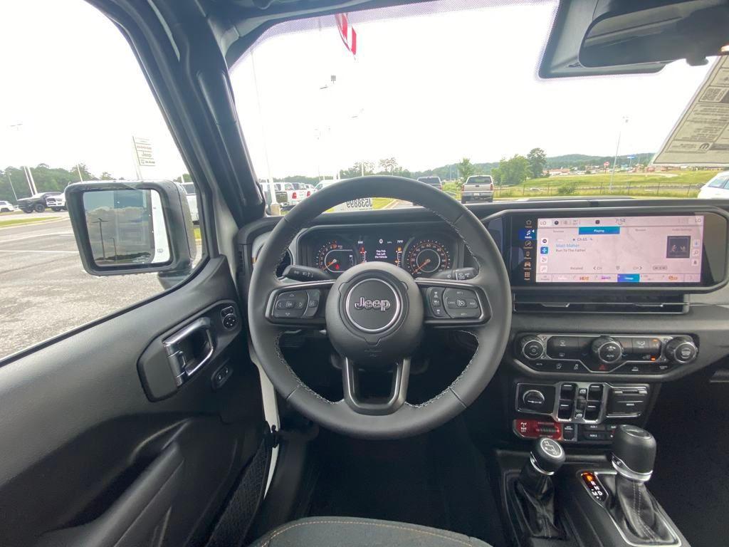 new 2025 Jeep Gladiator car, priced at $41,945