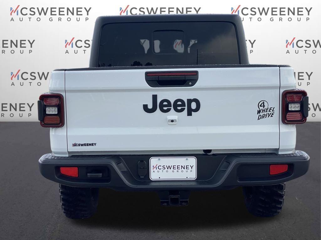 new 2025 Jeep Gladiator car, priced at $41,945