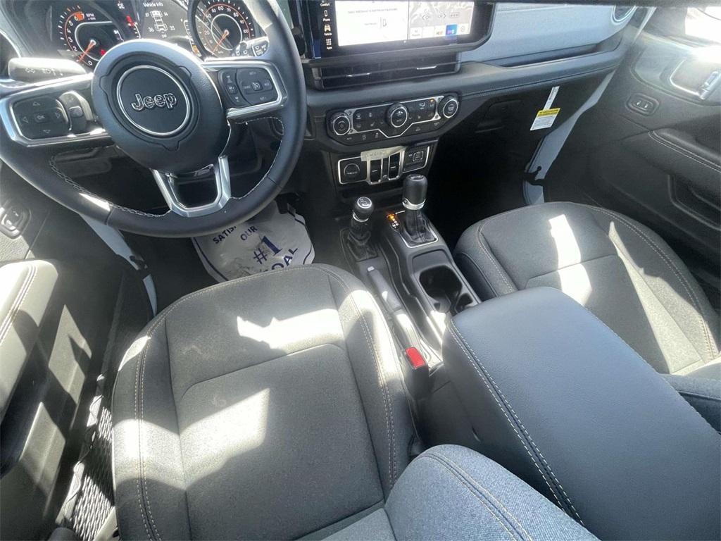 new 2025 Jeep Wrangler car, priced at $53,020