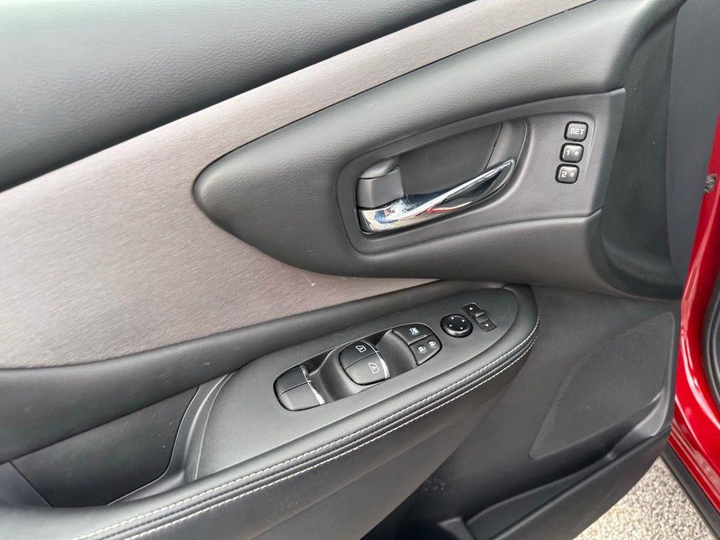 used 2023 Nissan Murano car, priced at $27,040